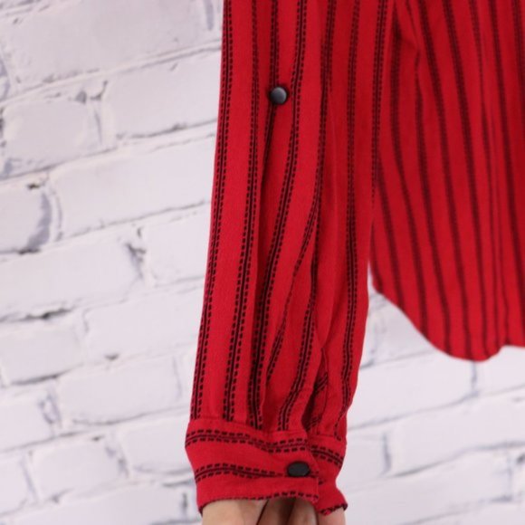 2/$20 red and black striped long sleeve blouse b6 - Picture 5 of 6